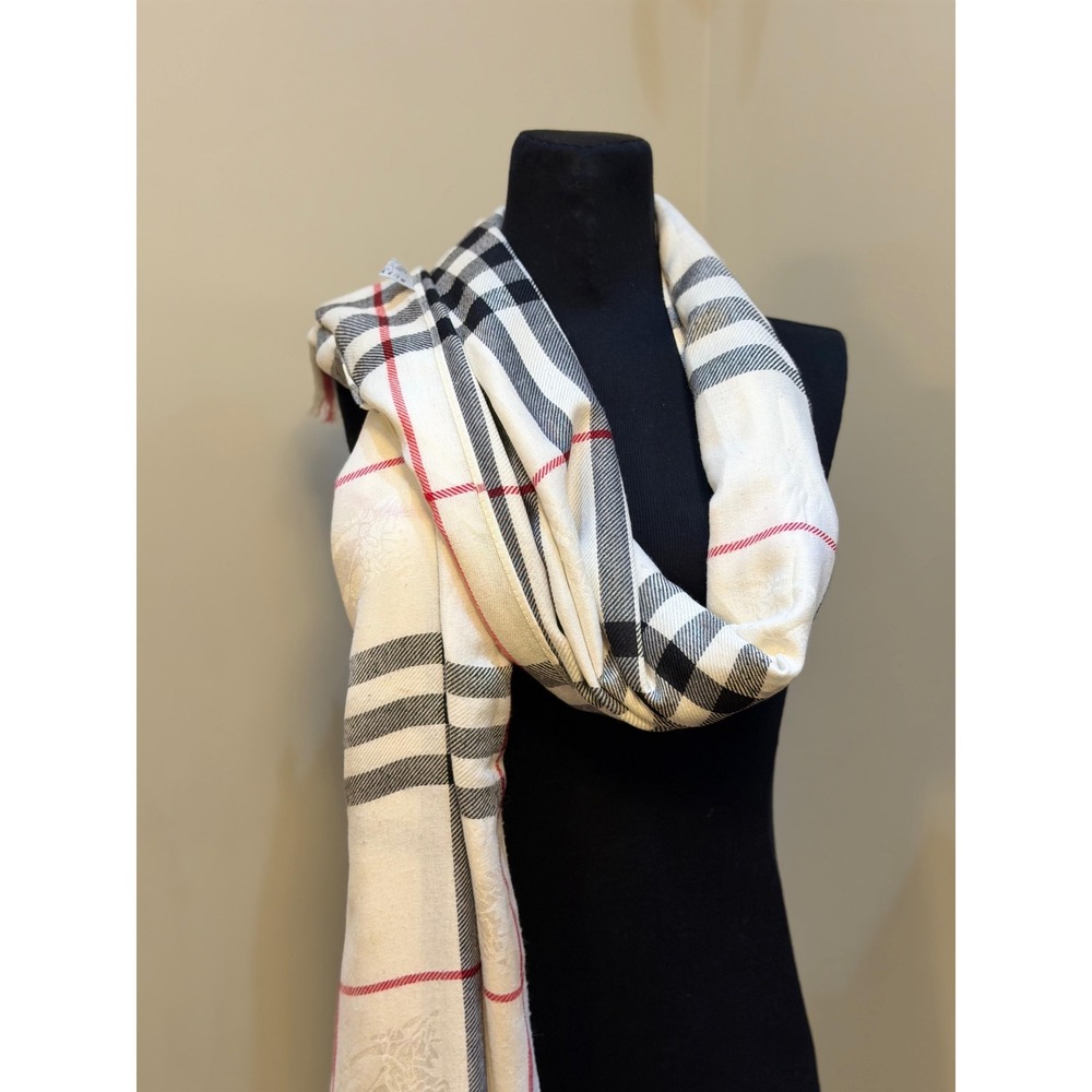 Burberry London 100% Cashmere Scarf White Nova Check Plaid Scotland Fringe